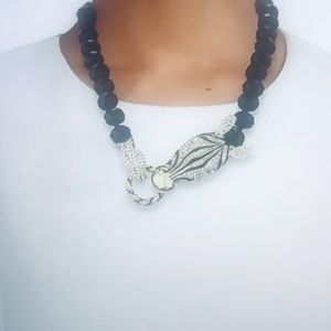 HEIDI DAUS ZEBRA EARRINGS AND NECKLACE SET